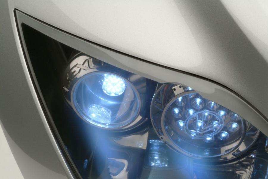  Lexus LF-C Concept 2004 года  (фото 106 из 112)